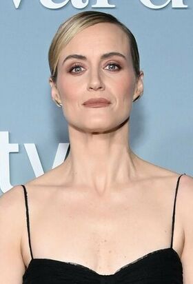 Taylor Schilling